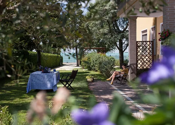 Appartamenti Giardino Al Mare